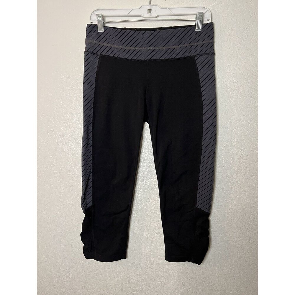 Women Medium Athleta Balance Capri Crop Tights Yoga‎ Pant High Rise Gray Stripe